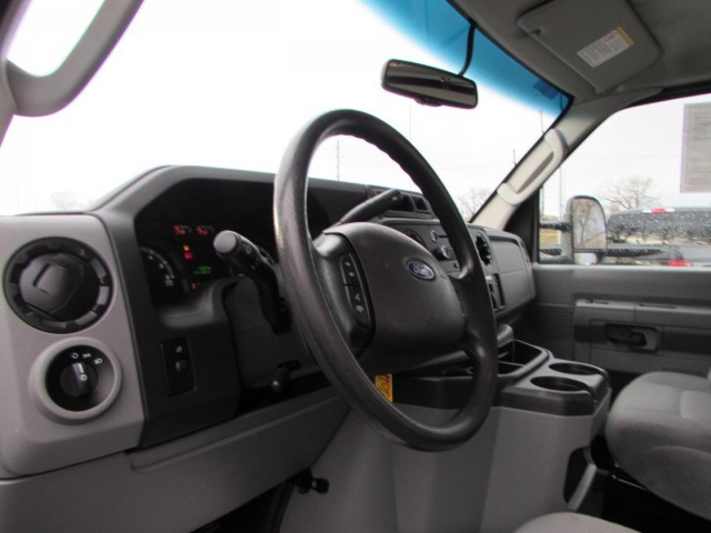 2019 White /Gray Ford Econoline Box van with liftgate (1FDWE3F68KD) with an 6.2 EFI V8 engine, Automatic transmission, located at 4562 State Avenue, Billings, MT, 59101, (406) 896-9833, 45.769516, -108.526772 - Photo#13